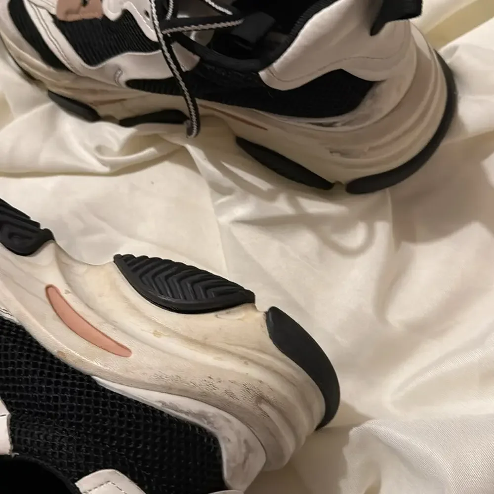 Steve Madden Possession Sneakers Black/Tan size women's 10
